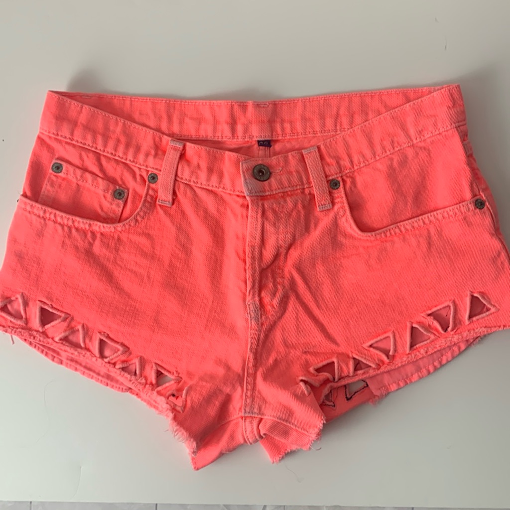 Carmar Neon Pink Shorts Size 28